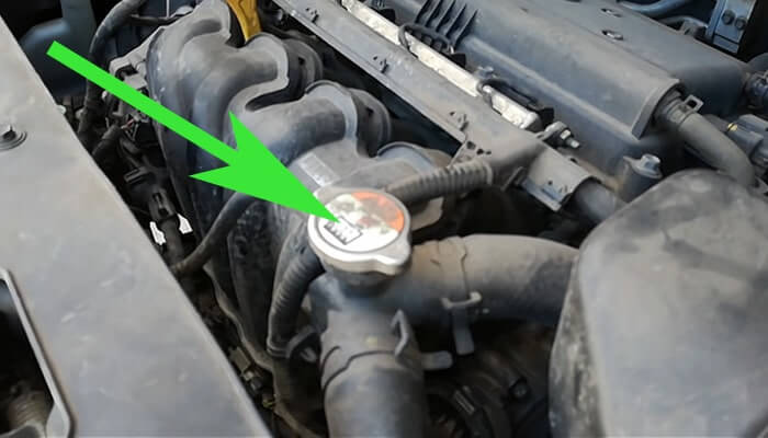 Как проверить состояние антифриза на Киа Рио 3 (2011-2017)