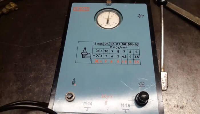 Прибор для проверки состояния свечей зажигания Киа Рио 3