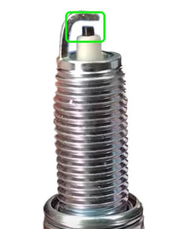 Искривленная поверхность центрального электрода