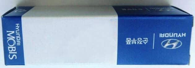 Изогнутые шрифты на упаковке осветительных приборов NGK