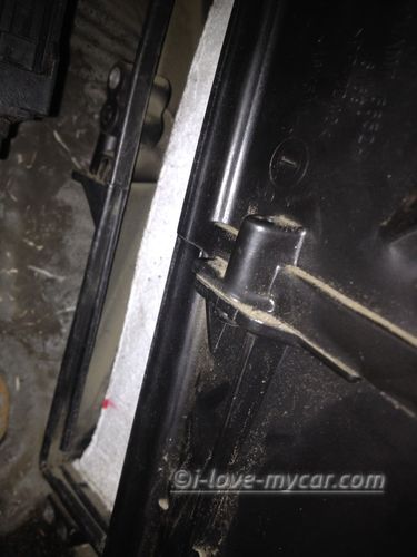 Замена салонного фильтра Форд Фокус 2