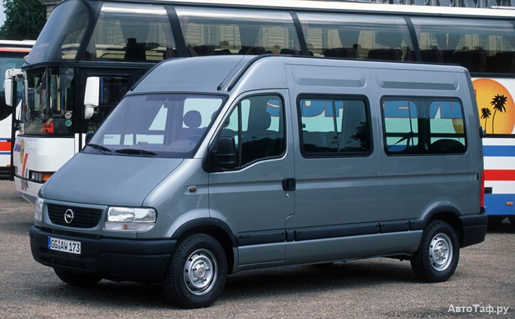 ТОП-19 микроавтобусов для семьи в 2022 году