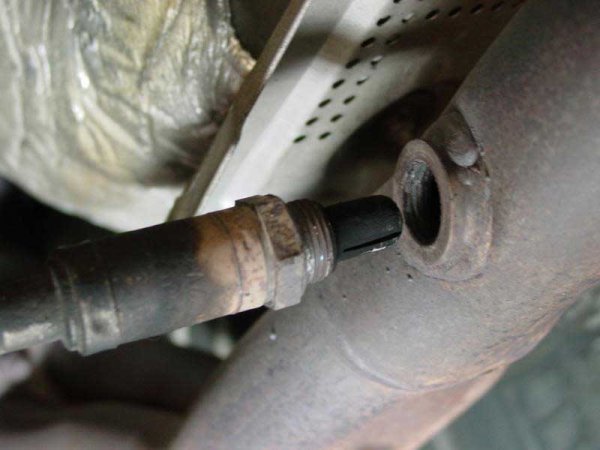 Кислородный датчик (лямбда-зонд): как влияет на расход топлива и разгон автомобиля