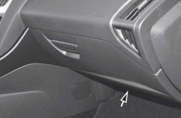 Замена салонного фильтра на Форде Фокус 3