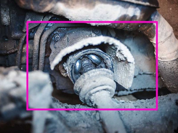 Хруст при повороте руля в движении и на месте: признаки и причины