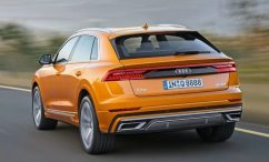 Audi Q8 сзади