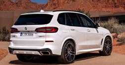 BMW X5 сзади