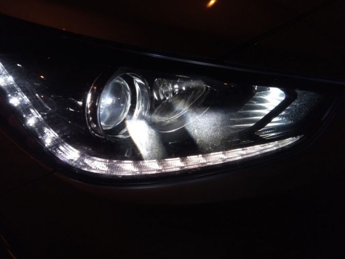 Какие лампочки стоят в противотуманках на хёндай солярис