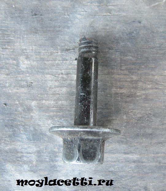 Болт клапанной крышки лачетти Болт клапанной крышки лачетти