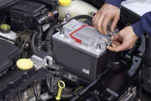 Начинать нужно с внешнего осмотра аккумулятора