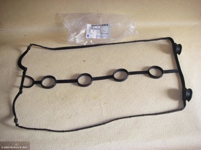 Новая прокладка крышки ГБЦ Шевроле Лачетти марки GM 96353002