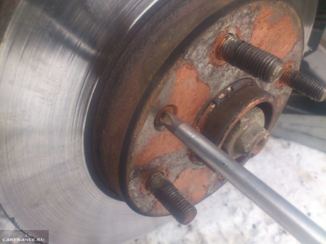 Разборка тормозного диска Шевроле Лачетти