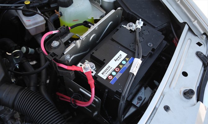 Установлена и закреплена