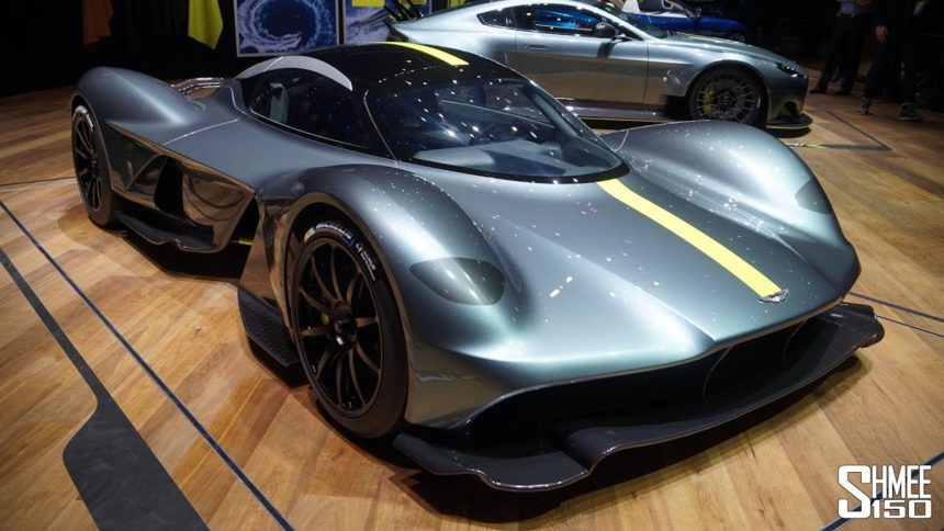  британский производитель недавно представил самую красивую машину Aston Martin Valkyrie