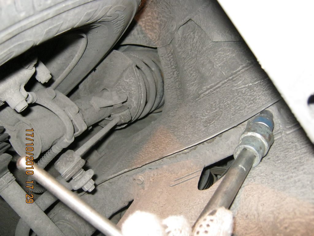 Почему рвет ремень генератора: основные причины, из-за чего рвет ремни