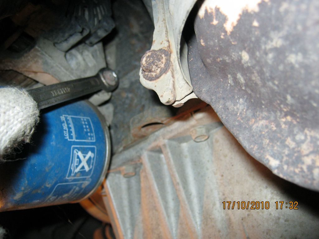 Почему рвет ремень генератора: основные причины, из-за чего рвет ремни