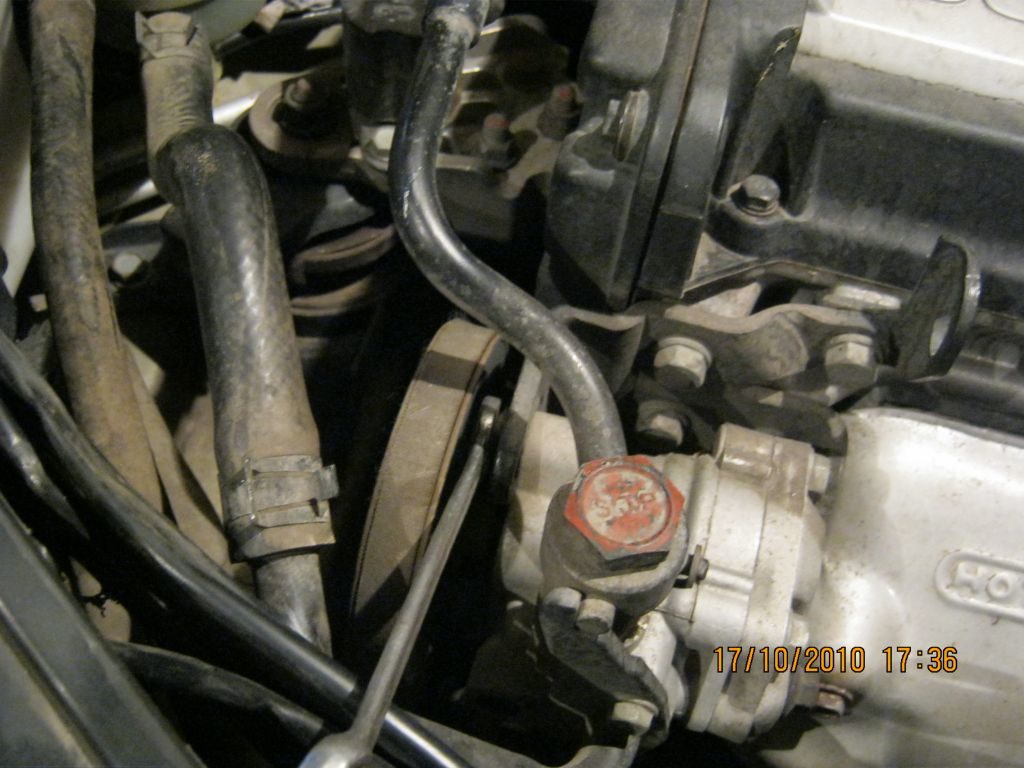 Почему рвет ремень генератора: основные причины, из-за чего рвет ремни