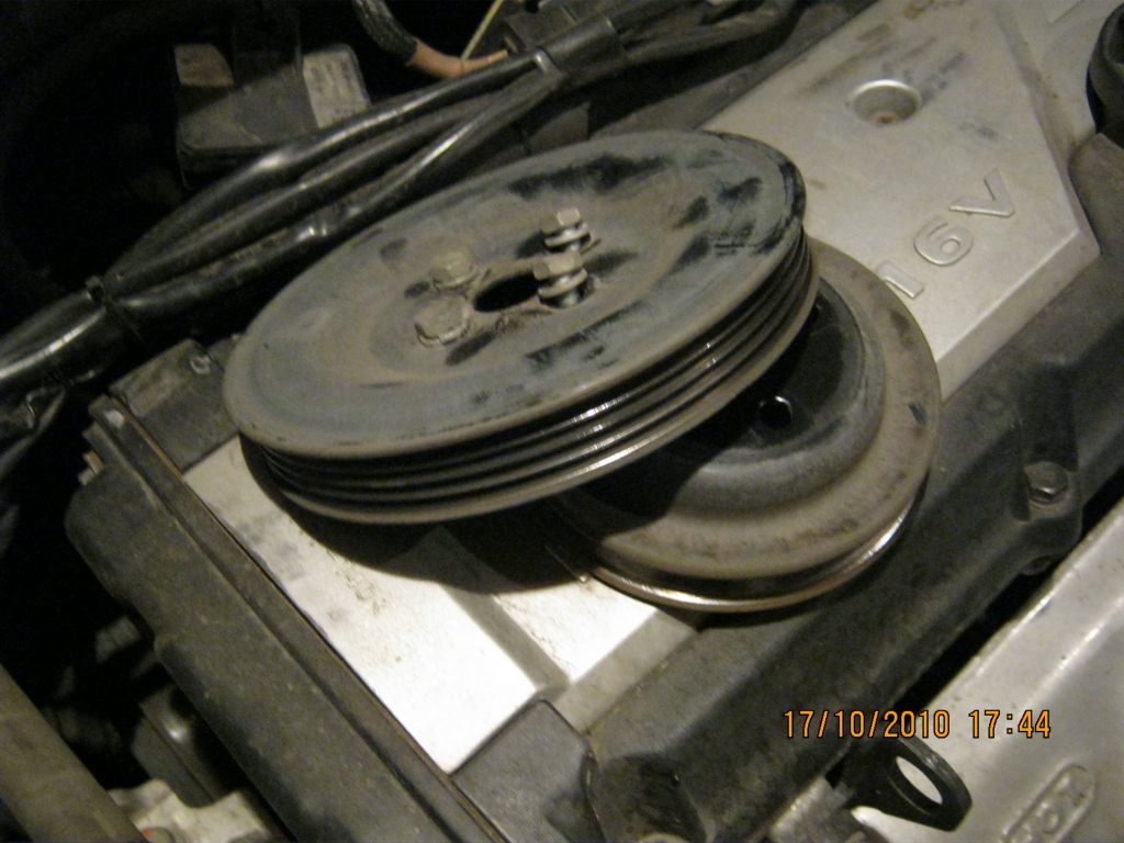 Почему рвет ремень генератора: основные причины, из-за чего рвет ремни