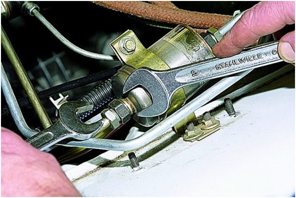 Отсоединение трубки