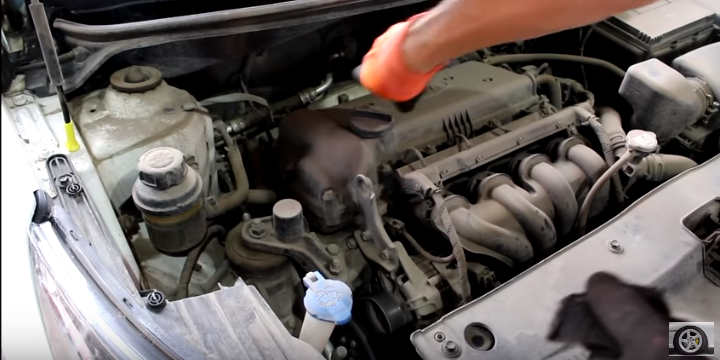 Полная замена масла в двигателе и фильтра Киа Рио своими руками