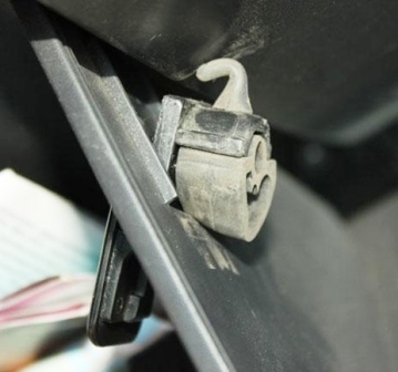 Салонный фильтр Hyundai Getz: где находится, замена