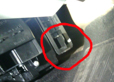 Салонный фильтр Рено Дастер: где находится, замена