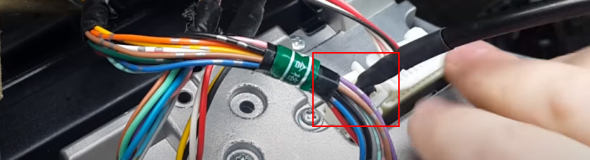 Подключиться к эмулятору CD-чейнджера