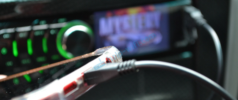 Подключите телефон к автомагнитоле через USB как накопитель