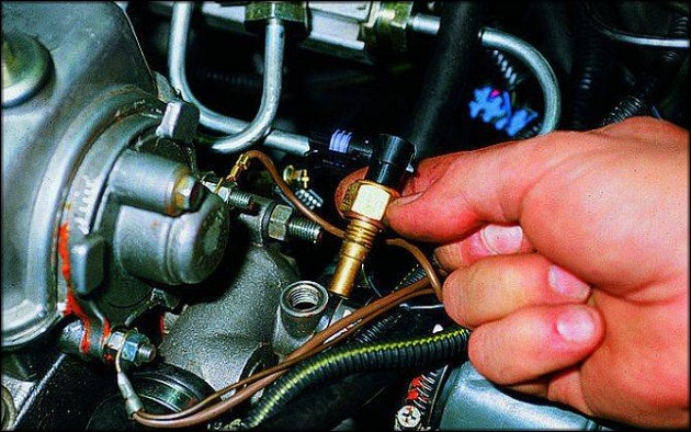 где находится