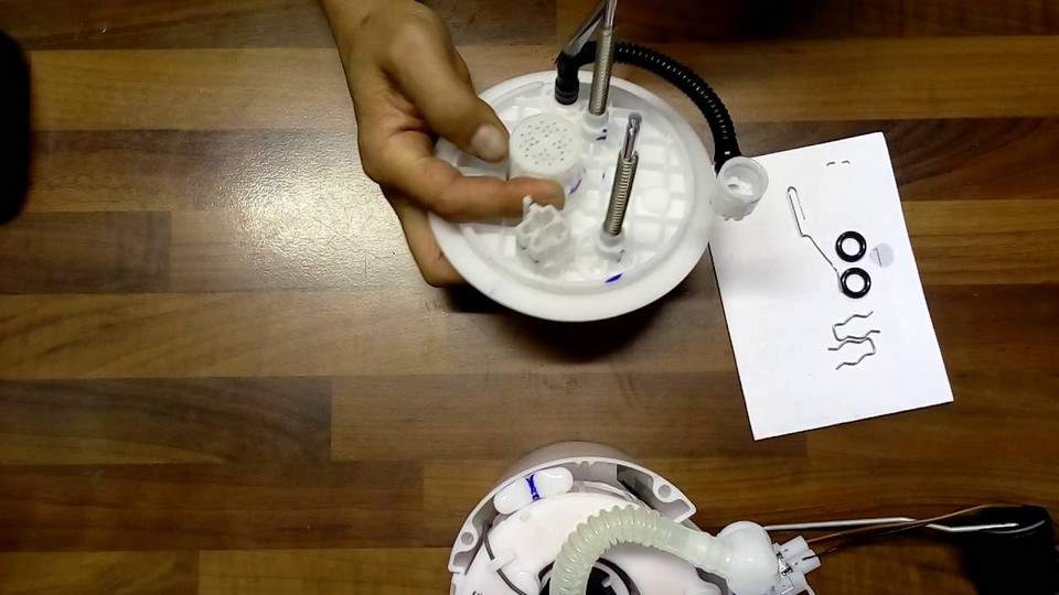 Замена топливного фильтра Хендай Солярис Замена топливного фильтра Хендай Солярис