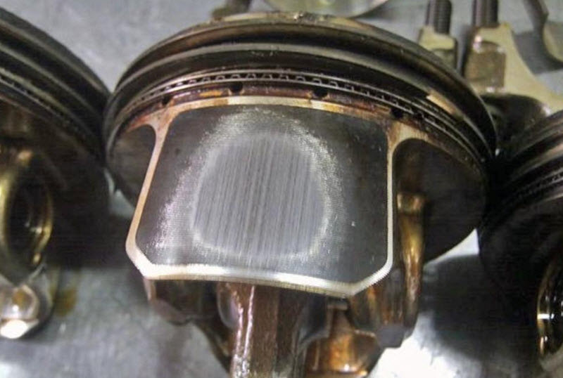 Дизель дымит синим или сизым дымом: причины и последствия