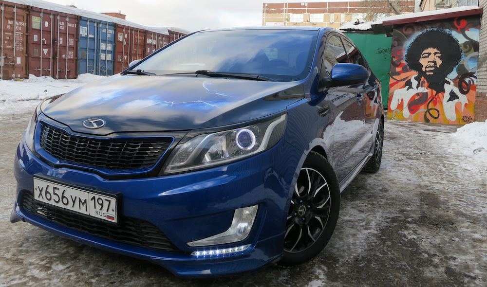 Подготовка к снятию бампера «Киа Рио 3»