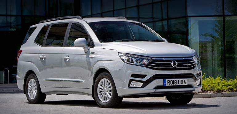 семиместные автомобили 2021