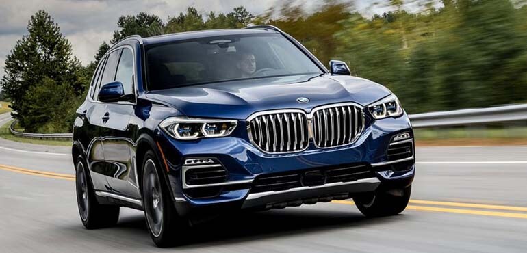 7 местный автомобиль