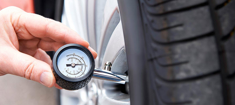 Давление в шинах: сколько атмосфер должно быть в шине легкового автомобиля