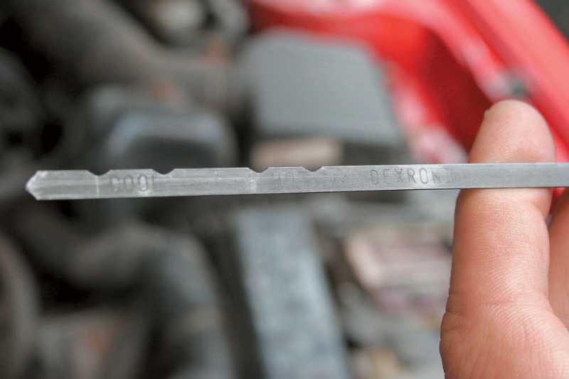 Проверка уровня и состояния масла в АКПП