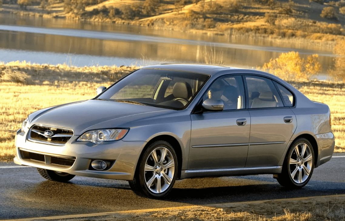 Лучшие авто С класса с пробегом: рейтинг 28 самых комфортных автомобилей среднего класса