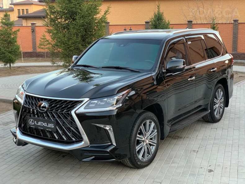 Самые дорогие машины представительского класса: рейтинг премиальных автомобилей