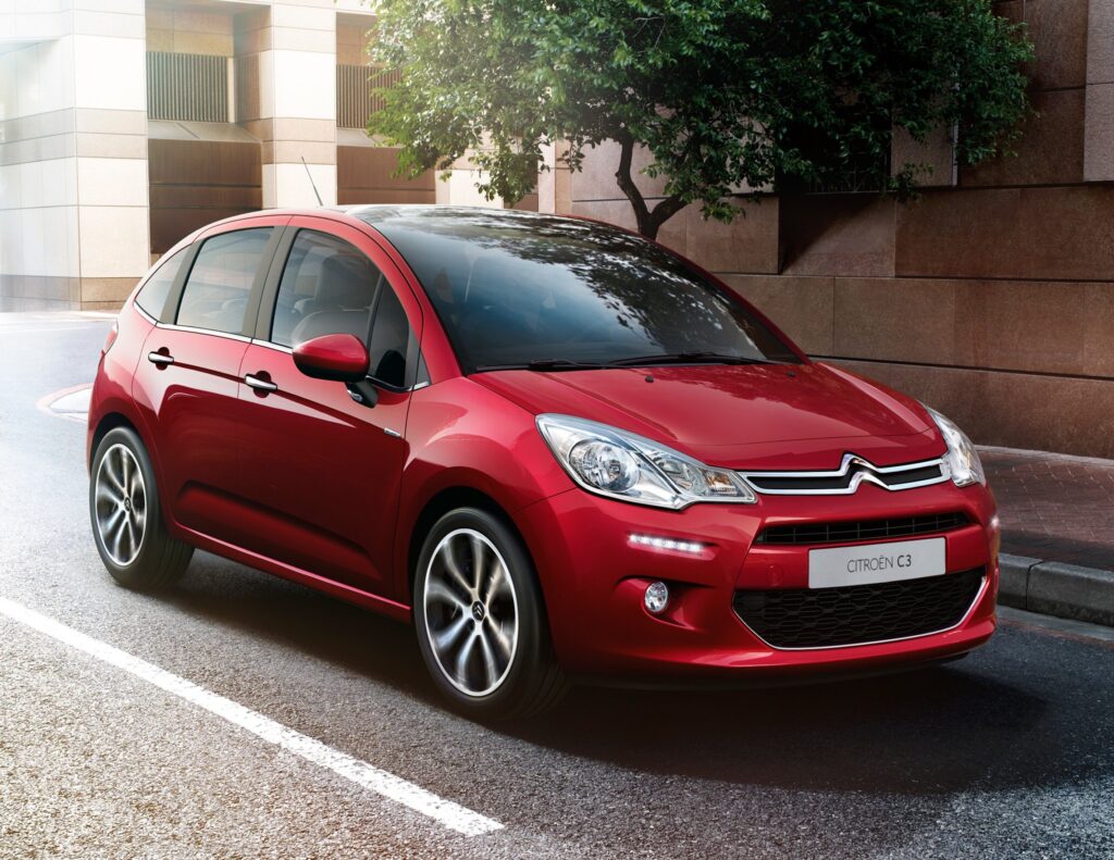 ТОП самых экономичных по расходу авто на 2023 год (+ советы по экономии топлива)