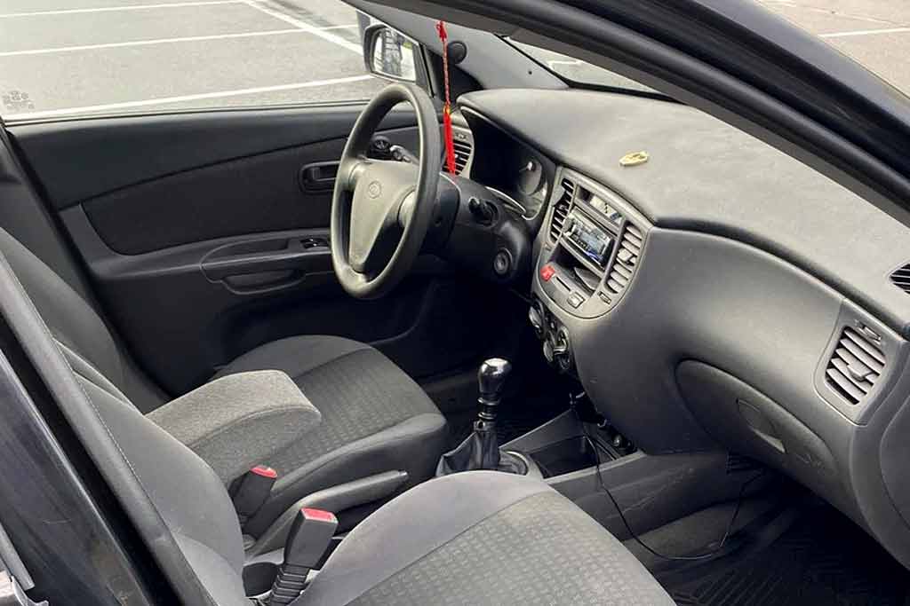 Салон KIA Rio 2