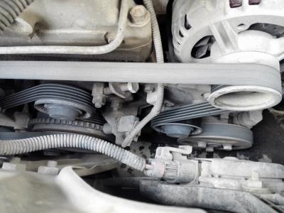 Шевроле Нива — проверка состояния и замена ремня привода вспомогательных агрегатов