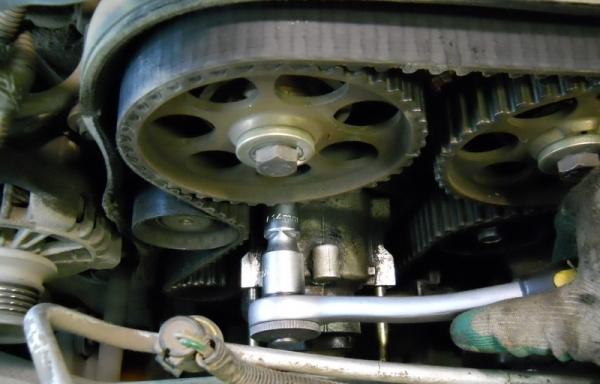 Замена ремня ГРМ Дэу Нексия DOHC 16 клапанов