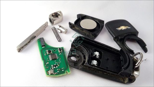 Ключ и иммобилайзер Шевроле Круз: как разобрать, как открыть без ключа