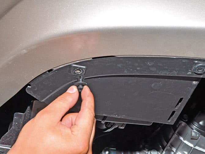 крепление экрана