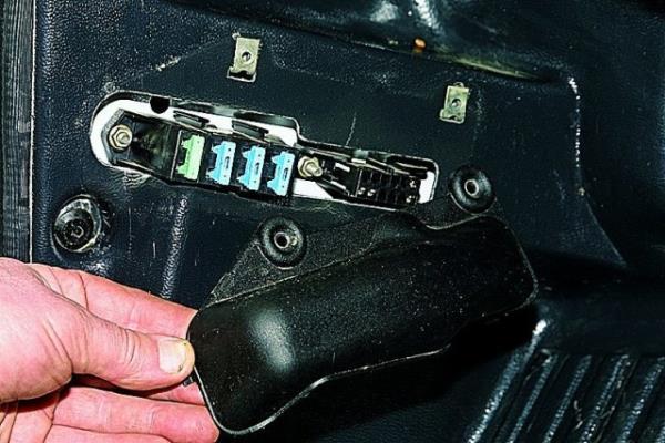 Предохранители на Нива 21214: где находятся, замена