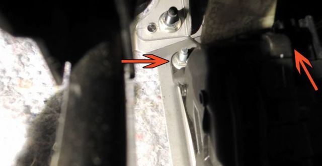 Салонный фильтр на Форд Фокус 2: где находится, замена