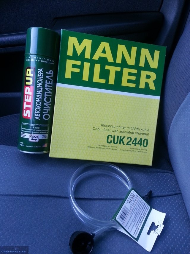 Салонный фильтр на Форд Фокус 2: где находится, замена