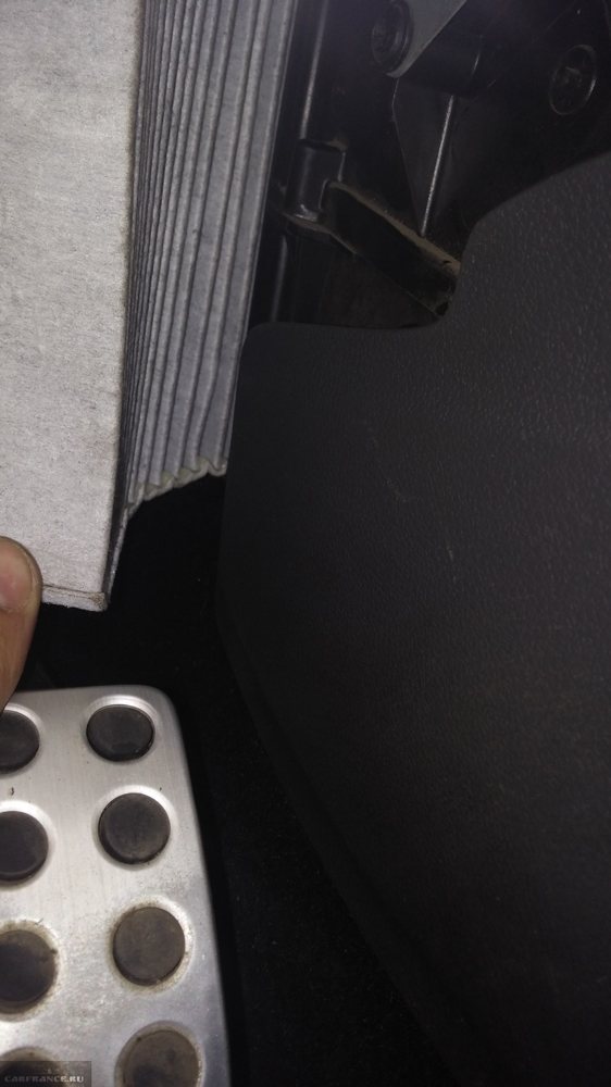 Салонный фильтр на Форд Фокус 2: где находится, замена