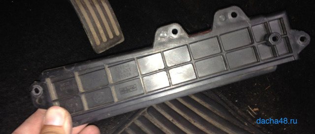 Салонный фильтр на Форд Фокус 2: где находится, замена