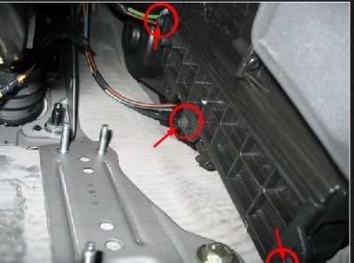 Салонный фильтр на Форд Фокус 2: где находится, замена